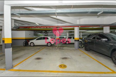 7_photo/94dce6a6c5.80a7f3f1b00bd23a-ATLAS-076f1b34-5bef-4079-8ff2-dbf42744e79b.jpg de apartamento à venda com 2 quartos, 135m² em Centro Cívico, Curitiba