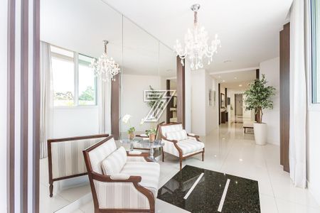 42_photo/94dce6a6c5.c1b8018bc4a6d24e-ATLAS-5de0db3a-54db-442c-80a0-ab12e6b512bd.jpg de apartamento à venda com 3 quartos, 104m² em Centro Cívico, Curitiba