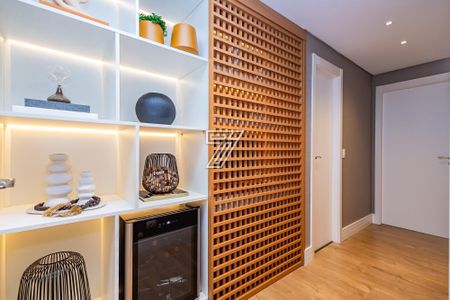 18_photo/94dce6a6c5.c1b8018bc4a6d24e-ATLAS-6d630fa9-2b3d-4dd9-b611-be5bb49bae18.jpg de apartamento à venda com 3 quartos, 104m² em Centro Cívico, Curitiba