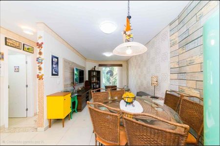 8_photo/94dce6a6c9.4f48e483d4bcdc3b-ATLAS-164dba7f-096f-40da-bafb-dd48ac34f3b1.jpg de casa à venda com 4 quartos, 160m² em Ahú, Curitiba