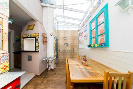 10_photo/94dce6a6c9.4f48e483d4bcdc3b-ATLAS-1ca5b52a-288c-498c-9f55-f6a2d2ea3d19.jpg de casa à venda com 4 quartos, 160m² em Ahú, Curitiba