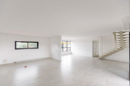 2_photo/94dce6a6d5.04f4efb4ec0e2ec3-ATLAS-03b9783b-ef96-455e-b24b-2024898831e1.jpg de apartamento à venda com 4 quartos, 327m² em Centro Cívico, Curitiba