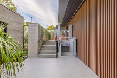 20_photo/94dce6a6d5.04f4efb4ec0e2ec3-ATLAS-9d5410fb-117d-46aa-8da6-b342096cc829.jpg de apartamento à venda com 3 quartos, 160m² em Centro Cívico, Curitiba