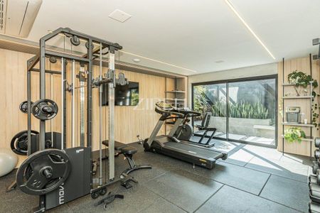 3_photo/94dce6a6d5.3e0bfb45622443e3-ATLAS-1d6d80ce-e474-4e04-b9dc-cd473fee776c.jpg de apartamento à venda com 3 quartos, 159m² em Centro Cívico, Curitiba