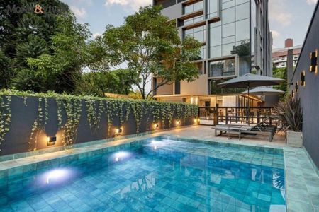 44_photo/94dce6a6d5.3e0bfb45622443e3-ATLAS-3d268fb4-6b34-4e2e-9524-951b49e51d36.jpg de apartamento à venda com 4 quartos, 328m² em Centro Cívico, Curitiba