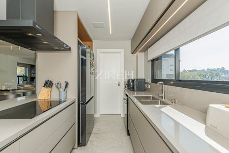 11_photo/94dce6a6d5.3e0bfb45622443e3-ATLAS-4983abab-2591-45fa-b21c-e7f84814afcd.jpg de apartamento à venda com 3 quartos, 159m² em Centro Cívico, Curitiba