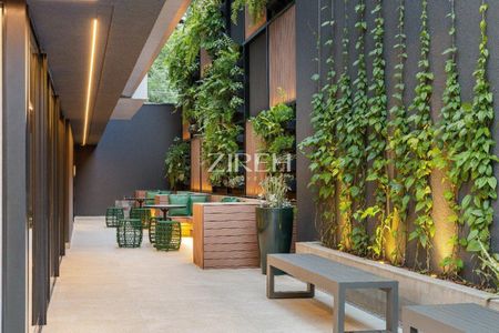 4_photo/94dce6a6d5.fa4bfaa7c4e517bf-ATLAS-158e80fd-cdae-4170-aba0-26d53ac80f49.jpg de apartamento à venda com 4 quartos, 327m² em Centro Cívico, Curitiba