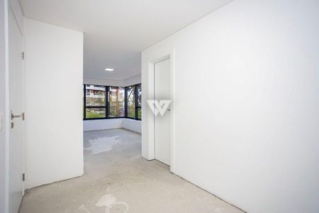 9_photo/94dce6a6d5.fa4bfaa7c4e517bf-ATLAS-41203df8-1d10-479b-9cc8-874bb826dce9.jpg de apartamento à venda com 4 quartos, 327m² em Centro Cívico, Curitiba