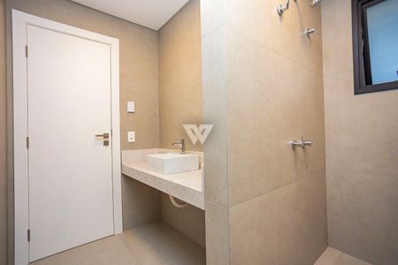 27_photo/94dce6a6d5.fa4bfaa7c4e517bf-ATLAS-bcedd158-72a4-4835-8373-49361b2515fd.jpg de apartamento à venda com 4 quartos, 327m² em Centro Cívico, Curitiba