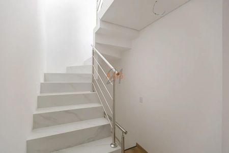 17_photo/94dce6a7d5.2c445d7a253e7411-ATLAS-9c993a00-2bf4-4732-96d7-bef52eb65f5d.jpg de casa à venda com 3 quartos, 164m² em Bom Retiro, Curitiba