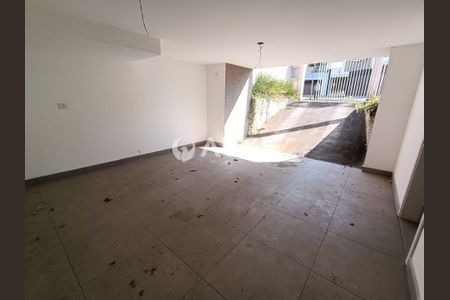 3_photo/94dce6a871.ceff8192393c33de-ATLAS-cc6d39b3-def7-491e-96ab-78a2ebe09b5d.jpg de casa à venda com 3 quartos, 157m² em Bom Retiro, Curitiba