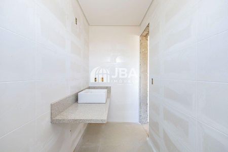 9_photo/94dce6a96f.74dbc9aa7d3e0758-ATLAS-2037b7d1-6429-43e6-86aa-8523b681dc75.jpg de casa à venda com 0 quarto, 172m² em Bom Retiro, Curitiba