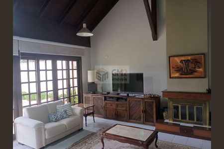 11_photo/94dce6a9b3.3aed5bbd04158097-ATLAS-7f06c564-49ec-4d0b-9268-4e646f4919b2.jpg de casa à venda com 4 quartos, 330m² em Bom Retiro, Curitiba