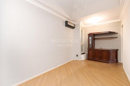 5_photo/94dce6aabd.3c78d5fe0f4aa243-ATLAS-18d22311-2f8f-48a5-9ca9-0bbc1dfde59e.jpg de casa à venda com 4 quartos, 347m² em Mercês, Curitiba