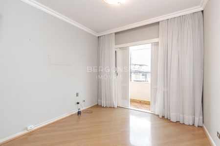 8_photo/94dce6aabd.3c78d5fe0f4aa243-ATLAS-2f5cda4d-d3fc-4ba7-a2e0-c1a40205375d.jpg de casa à venda com 4 quartos, 347m² em Mercês, Curitiba