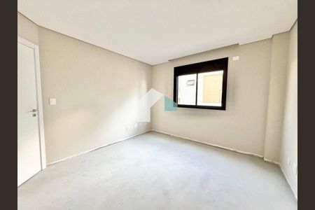 5_photo/94dce6aabd.727aa8b94b909c75-ATLAS-c332eb34-9b8b-4942-b3d6-fa762ce2c2e3.jpg de casa à venda com 0 quarto, 173m² em Bom Retiro, Curitiba