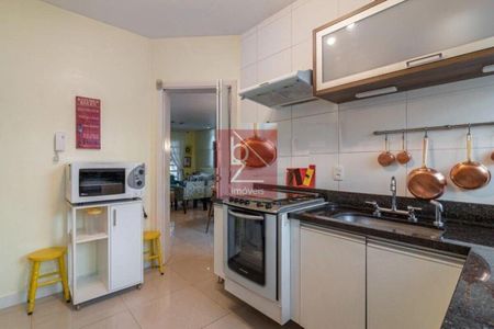 4_photo/94dce6ab51.0369eecf01a2d50c-ATLAS-cc9a62d7-26b0-4e46-86a6-863154dea8b8.jpg de casa à venda com 4 quartos, 163m² em Bom Retiro, Curitiba