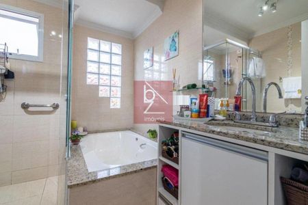 11_photo/94dce6ab51.0369eecf01a2d50c-ATLAS-fecc3be7-0be4-491d-83f0-c2229c8ef4c8.jpg de casa à venda com 4 quartos, 163m² em Bom Retiro, Curitiba