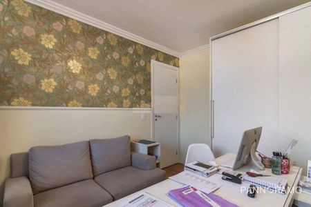 18_photo/94dce6ab53.2d3ac289e0c8b5b7-ATLAS-c104f1f3-e444-4f84-822b-270692fd96d0.jpg de casa à venda com 4 quartos, 130m² em Bom Retiro, Curitiba