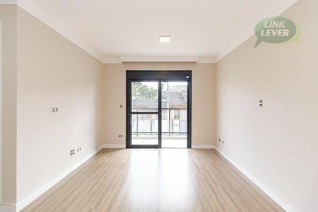 42_photo/94dce6ac57.d1f5761c9ab0f416-ATLAS-7509cd32-e0d0-434f-9312-3640f259aed6.jpg de casa para alugar com 3 quartos, 210m² em Bom Retiro, Curitiba