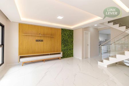 8_photo/94dce6ac57.d1f5761c9ab0f416-ATLAS-b7a818b9-7b26-416f-a687-d06693d38d36.jpg de casa para alugar com 3 quartos, 210m² em Bom Retiro, Curitiba