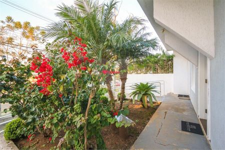 10_photo/94dce6ac9d.3ee5ed07a73c3bf1-ATLAS-ad8c7f64-2a49-48b8-b0d7-b7aa36e4889d.jpg de casa à venda com 0 quarto, 321m² em Bom Retiro, Curitiba