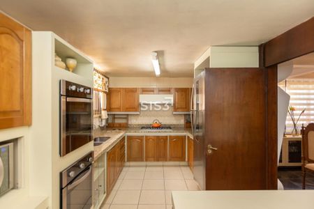 36_photo/94dce6ad51.b88c9f23dde11cca-ATLAS-ea572cb5-be8a-4a8e-b78e-804739505ad3.jpg de casa à venda com 3 quartos, 526m² em Vista Alegre, Curitiba