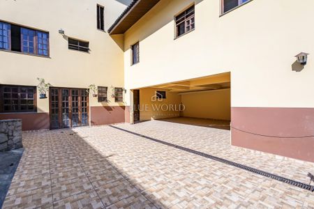 11_photo/94dce6ad5f.9c5959cca0926d06-ATLAS-4a98fe0f-5cee-4e3d-901c-bf1a11362d52.jpg de casa à venda com 5 quartos, 440m² em Bom Retiro, Curitiba