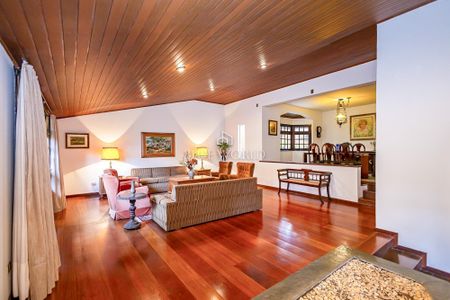 6_photo/94dce6ad5f.9c5959cca0926d06-ATLAS-cc6ee0e1-cc69-4e8d-941c-027c7655c644.jpg de casa à venda com 5 quartos, 440m² em Bom Retiro, Curitiba