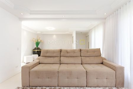 11_photo/94dce6ae0f.79878f91a8b78004-ATLAS-4c0dca0e-2fcf-463e-8f2e-41cf49dd3c8d.jpg de casa à venda com 3 quartos, 248m² em Ahú, Curitiba