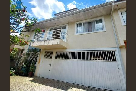 2_photo/94dce6ae2d.ee31d1fd9df23408-ATLAS-0f10dee7-ebdc-40fb-aa8e-7ac38103098d.jpg de casa à venda com 3 quartos, 251m² em Bom Retiro, Curitiba