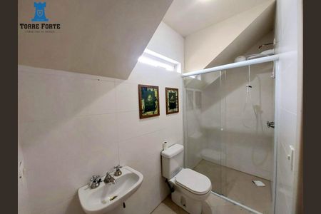 4_photo/94dce6ae2d.ee31d1fd9df23408-ATLAS-1a0e99ee-37a9-4707-81cb-5c29e24555b4.jpg de casa à venda com 3 quartos, 251m² em Bom Retiro, Curitiba