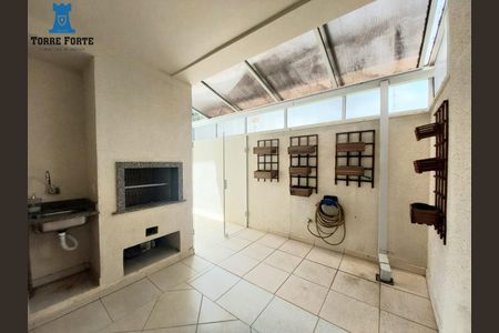 33_photo/94dce6ae2d.ee31d1fd9df23408-ATLAS-24b2b67c-2aec-4a7b-85f6-e7cafbbc4aed.jpg de casa à venda com 3 quartos, 251m² em Bom Retiro, Curitiba