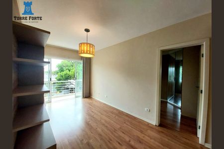 11_photo/94dce6ae2d.ee31d1fd9df23408-ATLAS-48c5e711-79dd-49d7-b136-98d41f4e1893.jpg de casa à venda com 3 quartos, 251m² em Bom Retiro, Curitiba