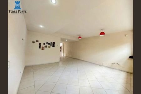 31_photo/94dce6ae2d.ee31d1fd9df23408-ATLAS-51e4b1a6-dbae-4e8e-a375-791a49518118.jpg de casa à venda com 3 quartos, 251m² em Bom Retiro, Curitiba