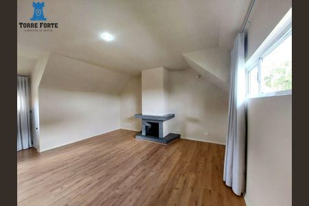 2_photo/94dce6ae2d.ee31d1fd9df23408-ATLAS-aa131b82-3148-4cbb-a782-49dbce632541.jpg de casa à venda com 3 quartos, 251m² em Bom Retiro, Curitiba