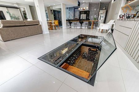 15_photo/94dce6ae77.2f15d505e37c7ac5-ATLAS-fd62ffcc-8a89-4a35-a95e-d8812e4a1efd.jpg de casa à venda com 3 quartos, 200m² em Bom Retiro, Curitiba