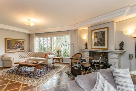 8_photo/94dce6af1b.b4b4ea4450a4f201-ATLAS-2a0dec1d-0210-42eb-916f-2cfa29cc14ee.jpg de casa à venda com 4 quartos, 300m² em São Francisco, Curitiba