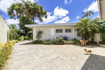 41_photo/94dce6af1b.b4b4ea4450a4f201-ATLAS-3d74f0a4-9c9a-498a-8951-fb7f92b8bdea.jpg de casa à venda com 4 quartos, 300m² em São Francisco, Curitiba