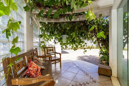 37_photo/94dce6af1b.b4b4ea4450a4f201-ATLAS-60e5f186-a2bf-4b1e-b303-2424d14acd3f.jpg de casa à venda com 4 quartos, 300m² em São Francisco, Curitiba