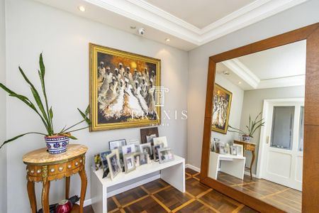 9_photo/94dce6af1b.b4b4ea4450a4f201-ATLAS-9d1b324e-2c6d-4854-b2da-c7c20a524f21.jpg de casa à venda com 4 quartos, 300m² em São Francisco, Curitiba