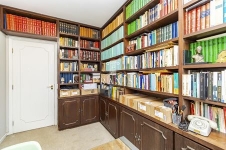 34_photo/94dce6af1b.b4b4ea4450a4f201-ATLAS-c4c51288-1a3b-4184-9915-ac8c2c76a75b.jpg de casa à venda com 4 quartos, 300m² em São Francisco, Curitiba