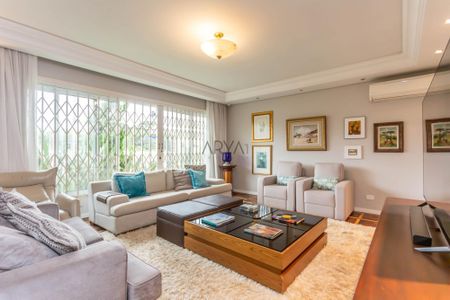 6_photo/94dce6af27.7a50efcce9b70fc8-ATLAS-92ce1276-e5bd-442b-9f3d-815173bf29d1.jpg de casa à venda com 4 quartos, 300m² em Bom Retiro, Curitiba