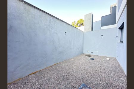 5_photo/94dce6af81.d089674a9b2a0c73-ATLAS-14134be4-d45e-4aee-8cf6-a1d48fc98a6e.jpg de casa à venda com 4 quartos, 195m² em Bom Retiro, Curitiba