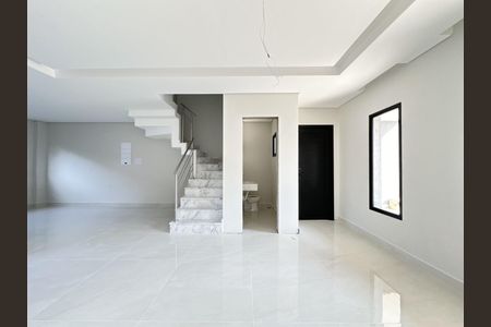 8_photo/94dce6af81.d089674a9b2a0c73-ATLAS-1c2d5cad-098b-46fa-99cf-7d3b2c0548bb.jpg de casa à venda com 4 quartos, 195m² em Bom Retiro, Curitiba