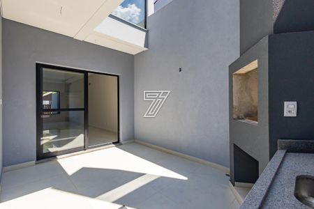 10_photo/94dce6af81.e492688c3fb0e875-ATLAS-954ee3ec-d9e6-4674-9711-d26a8d2f4ebe.jpg de casa à venda com 4 quartos, 193m² em Bom Retiro, Curitiba