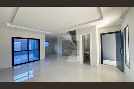 7_photo/94dce6af81.efbd3d6a90718cdd-ATLAS-cf3c66c3-eaec-45e1-bce7-8f6ef265f022.jpg de casa à venda com 4 quartos, 195m² em Bom Retiro, Curitiba