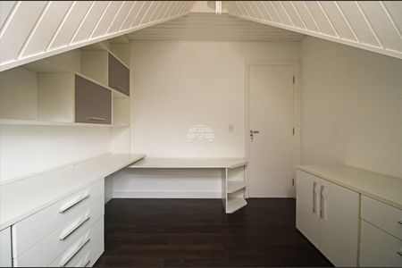 3_photo/94dce6af99.11465fd8a6d63c16-ATLAS-24497d91-26a8-42dd-aaf8-90f22459bbe9.jpg de casa para alugar com 4 quartos, 165m² em Ahú, Curitiba