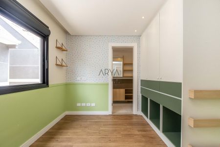 2_photo/94dce6af9b.8359bf70ecff7ce1-ATLAS-0f437611-cf32-4c9b-b902-7045e747bcbe.jpg de casa à venda com 3 quartos, 189m² em Ahú, Curitiba