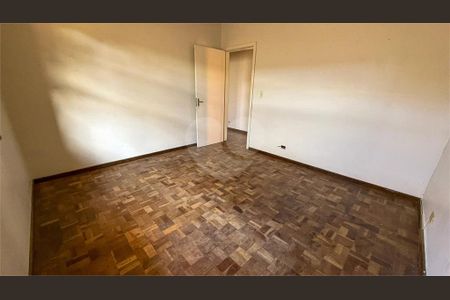 12_photo/94dce6afcf.59b9fa3339c8dcb8-ATLAS-98373adb-ee8d-45cf-8da6-106d88b5ecf1.jpg de casa à venda com 4 quartos, 192m² em Bom Retiro, Curitiba